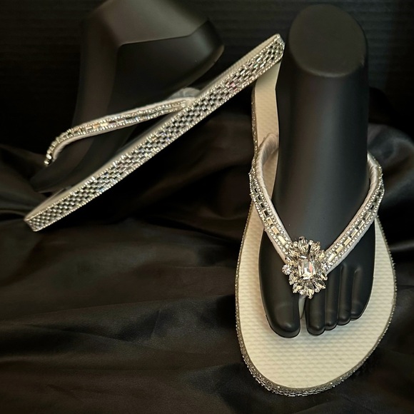 Custom Hand-Crafted Rhinestone Flip Flops “ No Barefeet Allowed At The Party" - Picture 1 of 5